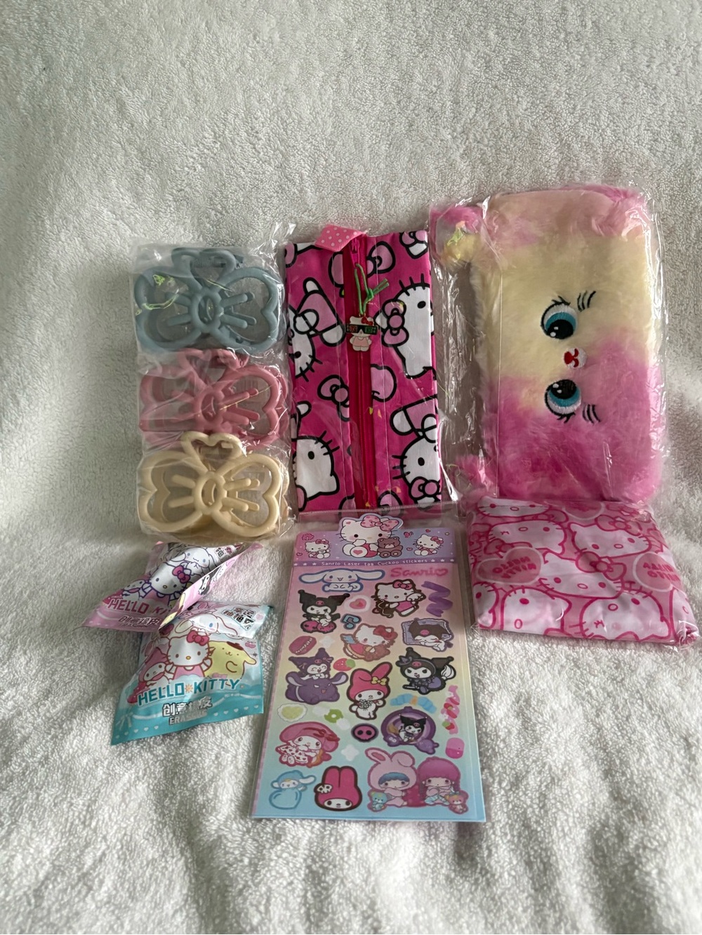 Hello Kitty Bundle #6N - Free Anniversary Tote with Purchase